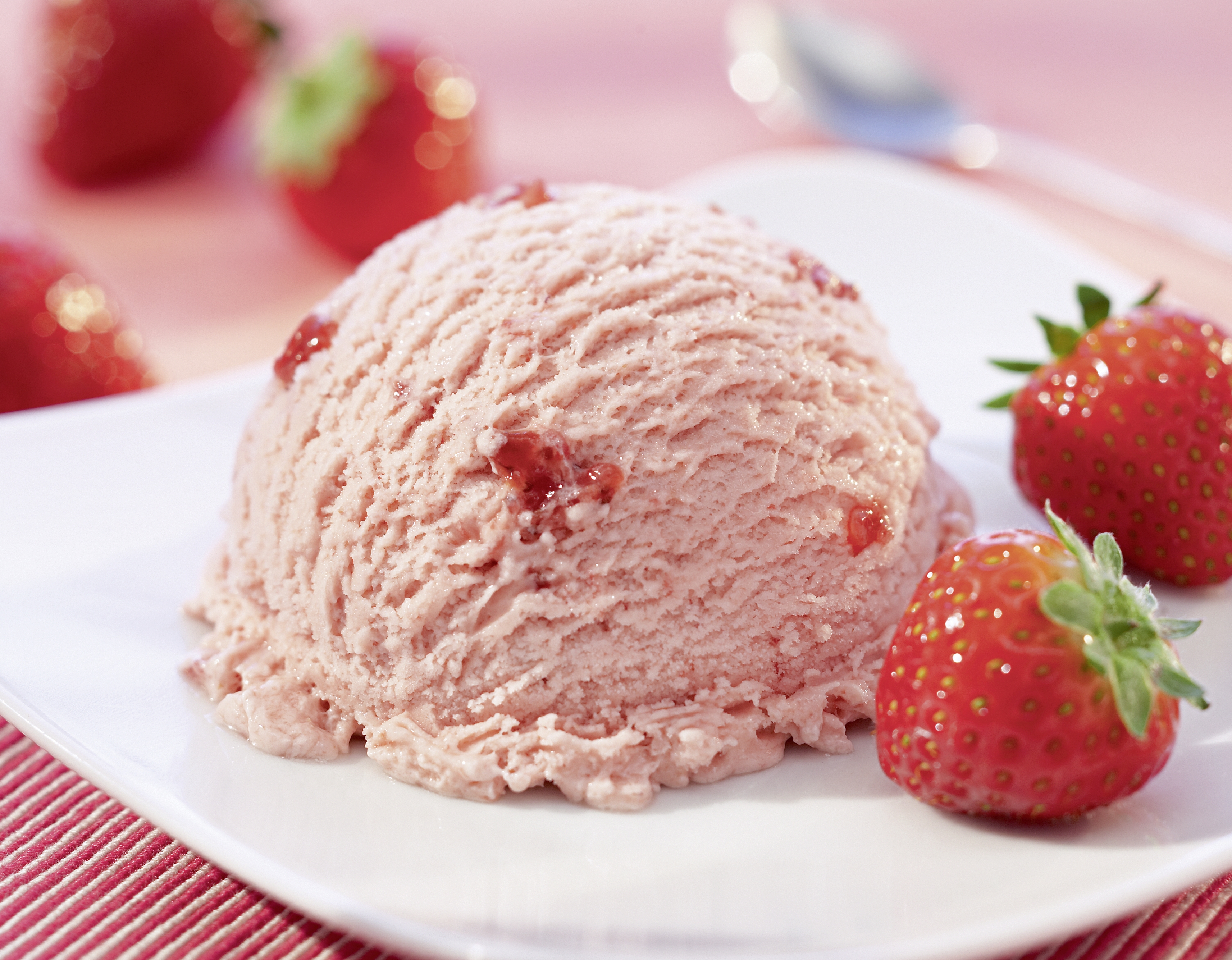 Wanne Erdbeer Carte D'or 5L Wanne Erdbeer Carte D'or 5L