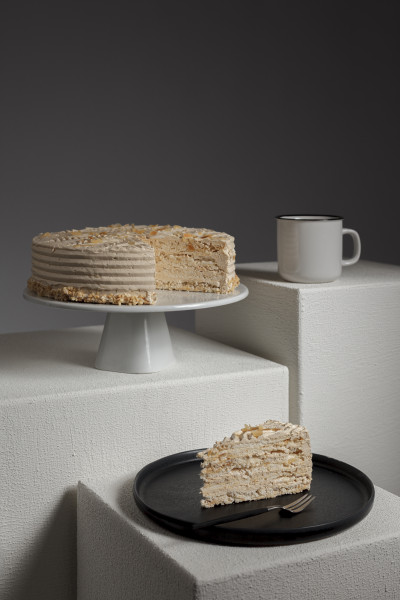 Brommler Nussbaiser Torte 14 Portionen